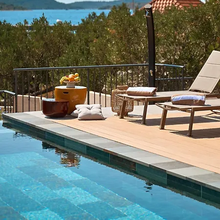 Luxury Seafront With Private Pool * Kaprije