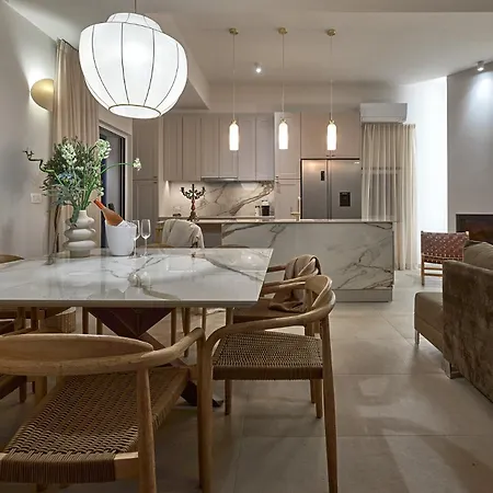 Villa Luxury Seafront With Private Pool *