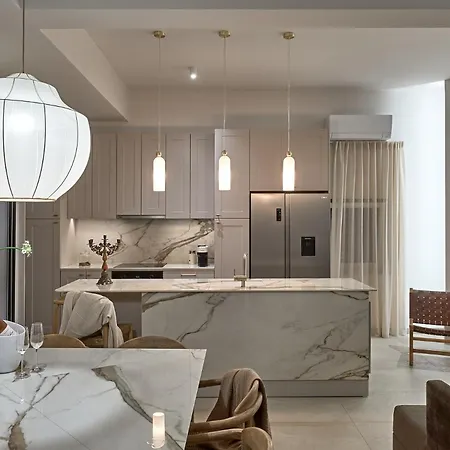 Luxury Seafront With Private Pool *