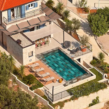 Luxury Seafront With Private Pool * Kaprije